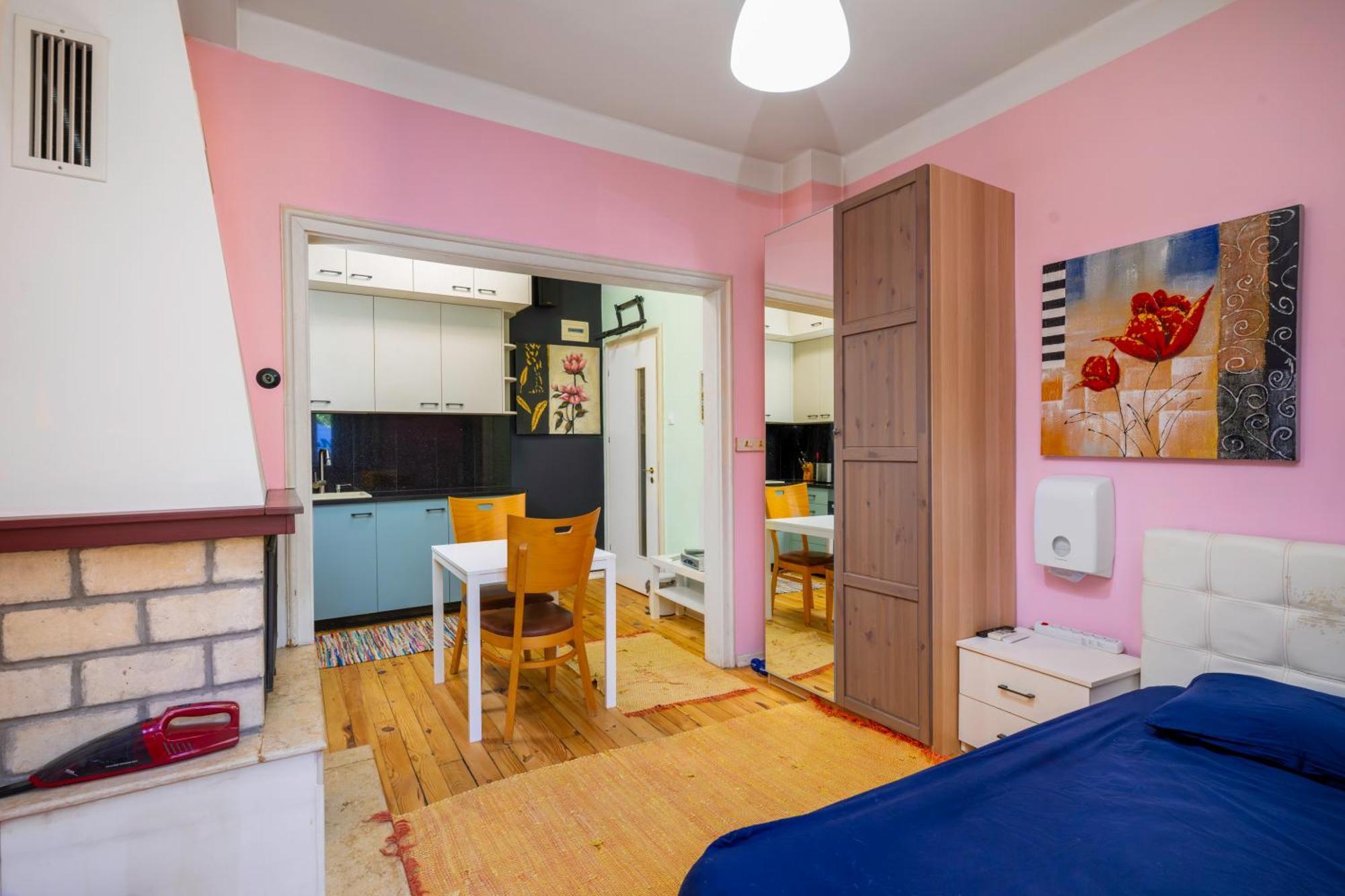 Sofia'S 1Bd Colourful Getaway Near Ndk Apartment Exterior foto