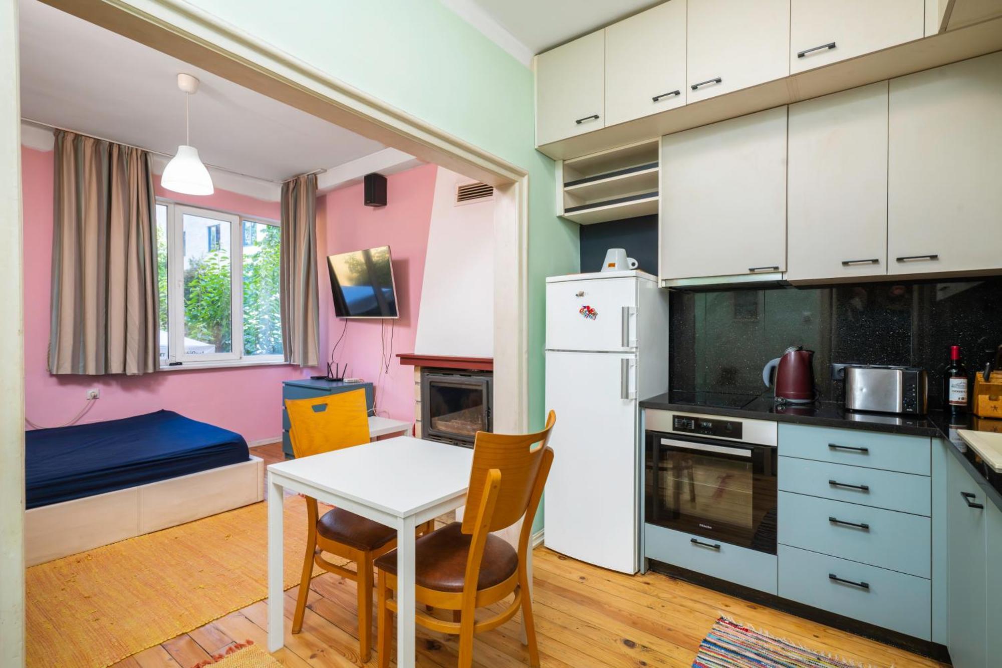 Sofia'S 1Bd Colourful Getaway Near Ndk Apartment Exterior foto